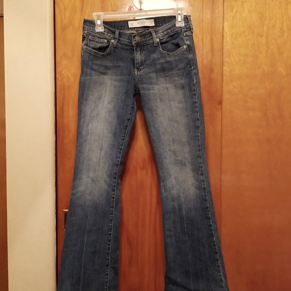 Abercrombie & Fitch 4S jeans